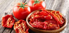 Salted Sun-Dried Tomato Halves - Image 1