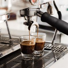 Must-Try Vietnam Traditional - Roasted Arabica and Robusta Coffee Beans - Free Samples Bulk or Bag Packaging - OEM/ODM service – product photo 6, product detail gallery