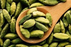 Premium Honduran Dried Cardamom for Bulk Export | 20-Foot Container MOQ – product photo 3, product detail gallery
