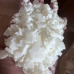 52℃ flake Soy wax for scented candle container candles high fragrance load, low cracking, clean burning. - Image 2