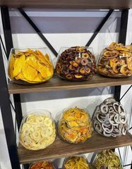 Premium Iranian Raisins & Dried Fruits – Sultana, Green Raisins, Dried Apple & More - Image 1