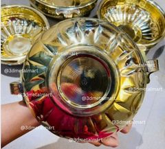 Round Polished Brass Urli Shape round Design round Color GOLDEN Capacity 700ml Finish Polished Brand 3dmetalmart Material Brass, - Image 5