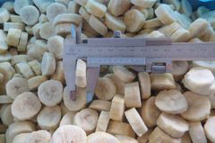 Banana frozen for sale sweet taste Banana peeled IQF process frozen banana for ice cream origin Vietnam for exporting - Image 6