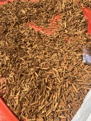 Wholesale 2022 Vietnam Stick Broken Cinnamon From Yen Bai Province High Quality Single Spices Dried With Skin - Image 2