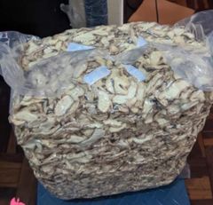 SLICED DRIED GINGER VIETNAM CHEAP PRICE FOR EXPORT IN BULK FACTORY PRICE HOT SALE 2023 ORGANIC – product photo 3, product detail gallery