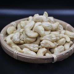 Cashew nuts W240 New Vietnamese goods of high quality packed according to export standards - Image 4