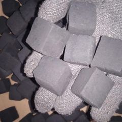 Shisa charcoal briquette – product photo 3, product detail gallery
