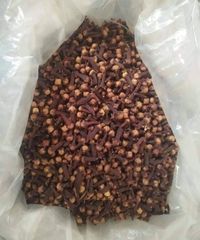 Madagascar Cloves Place of Origin KENYA Packaging 25kg Or 50 Kg Jute Bags With - Image 2