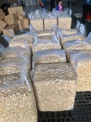 100% Organic Cashew Nuts Wholesale Made in Vietnam High Quality Low Price Premium raw flavoured & roasted cashew kernels – product photo 3, product detail gallery