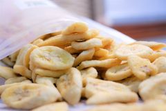 HOT SALES: High-quality DRY BANANA is a fast food consumed in many markets – product photo 2, product detail gallery