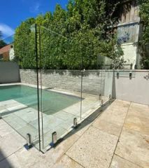 Temperd Glass Railing Glass Fence for Swimming Pool Stair HS Code 7308900 Trademark Rocky Model NO. AL-02 Specification - Image 2