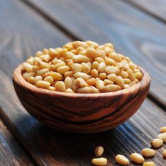 High Quality Natural Pine Nuts Raw Dried Clean Kernels for Bakery Confectionery Cooking and Wholesale Buyers – product photo 2, product detail gallery