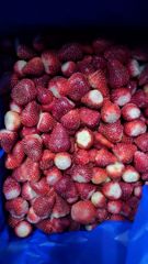 IQF Frozen Strawberries Grade A & B – Whole / Halves / Sliced – 10kg Cartons – From Egypt - Image 2