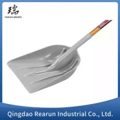 D-Handle Poly Snow Scoop Snow Shovels - Image 2