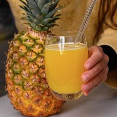 Wholesale Bulk Queen Pineapple Fresh Fruits Fresh Sweet Queen Pineapple - Image 5