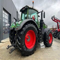 Powerful Fendt 1050 Vario Wheel Tractor with 80HP for Engine Gear Drive 4WD High Productivity for Maximum Heavy Draft - Image 1