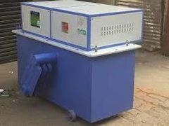 Variac Type Servo Stabilizer Performance High Performance Design Quality Impeccable Design Maintenance Requirement Low - Image 1