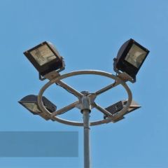 15m Octagonal Galvanized Steel/Metal Flood Light Pole with Wholesale Price - Image 3