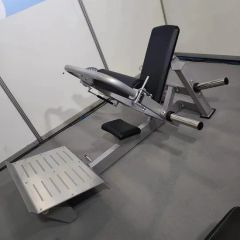Dezhou Factory Free Weight Gym Machine Commercial Strength Hip Thrust Fitness Equipment - Image 5