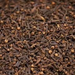 Sun Dried Natural Cloves Wholesale Cloves With Bold Size Strong Taste And Carefully Processed Harvest - Image 4
