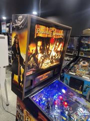 Pirates of the Caribbean Pinball Machine - Image 1