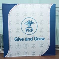 Hot Sale Custom Pop up Banner Stand Backdrop Media Wall for Trade Show Advertising Custom Printing - Foshan Dasi Metal Technology Co., Ltd.