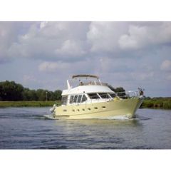 White Petrol Passenger Boat Power 40 HP Color White Brand Uno Boat Speed 7 to 20 Knots Power Source Petrol Length 12 to 16 - Image 1