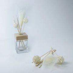 Aromatherapy Essential Oil Rattan Sticks Diffuser Sola Wood Flower Air Freshener - Image 3