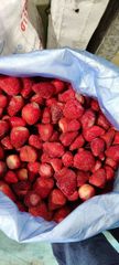 FROZEN STRAWBERRY IQF - Image 1