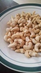 CASHEW NUTS - Image 1