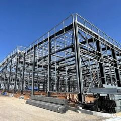 Versatile Prefabricated Steel Building for Workshops and Warehouses - Image 5