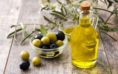 Wholesale, wholesale price, 100% organic cooking oils, 100% pure olive oil, Refined edible melaleuca oil for healing - Image 5