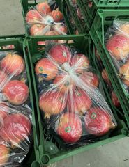 Fresh whole Pomegranates - Image 3