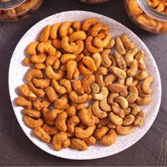 Flash Sale Cashew - Roasted Cashew Nuts from Vietnam factory fresh cashew - Export in bulk quantity - Image 4