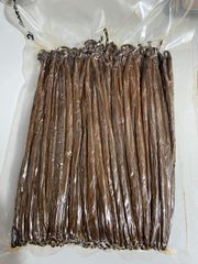 Dry Vanilla Beans - Image 1