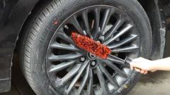 Wheel & Rim Cleaning Brush Style Manual Color Bicolor Small 31.5*4cm Medium 41.5*5cm Usage Car, Carpet HS Code 9603909090 - Image 6