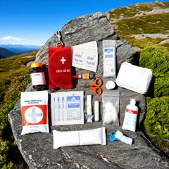 OEM Customized Advanced Surgical Packs Car Mini First Aid Kit with CPR Pocket Mask Face First Aid Blanket - Qingdao New Stone Imp&Exp Co., Ltd.