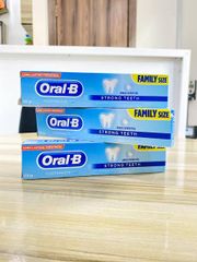 Oral B 3D White LUX Tooth Paste For Sale and Shipping in Bulk – product photo 4, product detail gallery