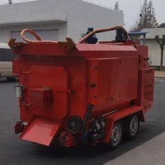 Broken Road Pavement Repair Hot Bitumen Recycle Machine in Highway - Image 5