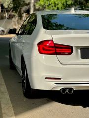 Wedding Car Rental Type Of Car Sedan 5 seater Sedan Sports - Image 3