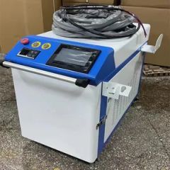 China Factory Supply 1000W 1500W 2000W Laser Cleaning Machine - Image 2