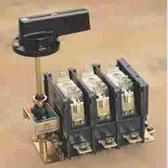 Switch Fuse Handle Color Standard Black Handle Protection Rating Ip54 Standards Isi Certified As Per Is:4064-1978 On-off Indication On-off Indication - Image 1