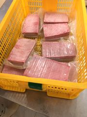 Bulk Quantity for export Frozen CO treated Yellowfin Tuna Loin/ Steak/ Cube/ Saku origin Vietnam - Image 4