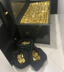 AU) GOLD NUGGETS & GOLD BARS Gender Men Carats 23k Purity 97.5% Origin Drc Congo Location Nairobi Delivery Terms Cif Commission - Image 5