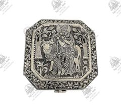 Silver Metal Kala Designer Brass Boxes, For Home Color Silver Weight 1200 gm Material Brass Width 7.5 Inch Height 3.5 - Image 1