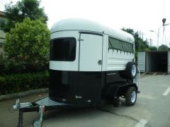 Factory Customized 2 Horse Racing Transport Trailers - Image 5