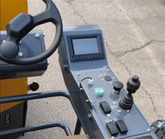 Xm505 2000mm Width 28.5ton Asphalt Road Construction Cold Milling Machine for Sale - Image 4