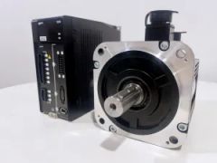 Advanced Precision Servo Motor Controller for Automation Systems - Image 1