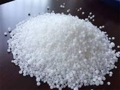 Urea 46% Nitrogen Fertilizer  Flavor none Type Granules Packaging 5O Kg Size 2- 4.75 mm Color pure white Content - Image 5