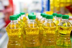 Finest CP 10 Palm Oil High Purity Cooking Oil Wholesale Price For Food Manufacturing And Retail Distribution - Image 2